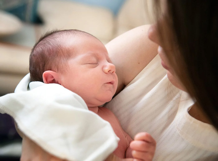  Tips for New Moms Sleeping